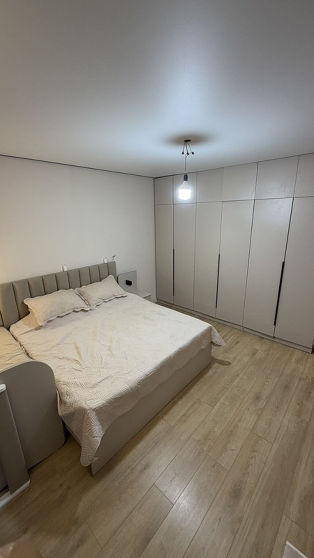 Продается двухэтажный дом 200кв м. С дизайнерским ремонтом . Зал 3: фото 6