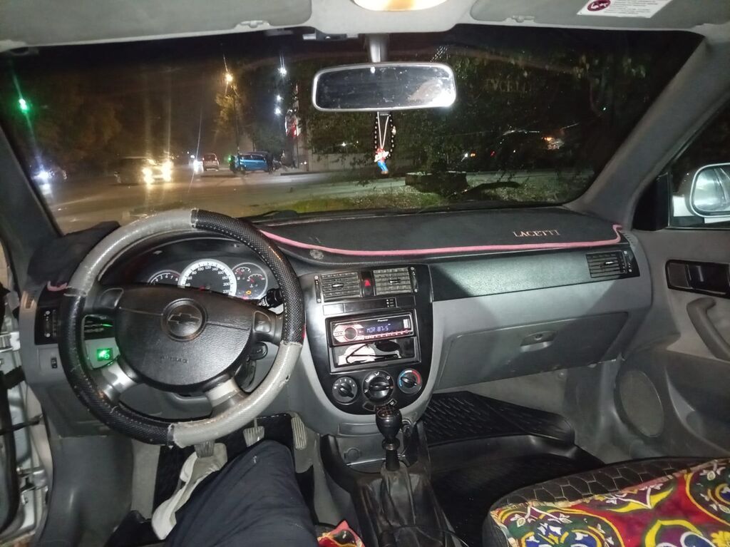 Chevrolet Lacetti: 2008 г., 1.4 л, Механика, Газ, Седан: фото 7