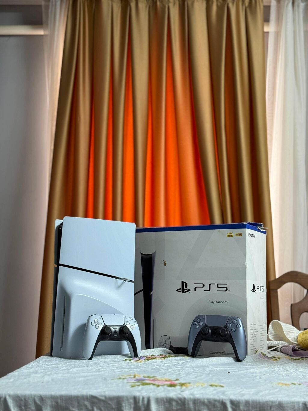 PlayStation 5 (версия с дисководом) + 2 геймпада DualSense срочно: фото 2