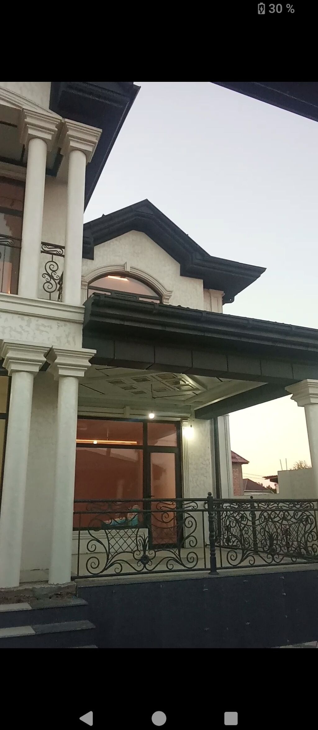 Продается двухэтажный дом. Адрес:ДЭУ Ремонт: ПСО Площадь:300м²: фото 2