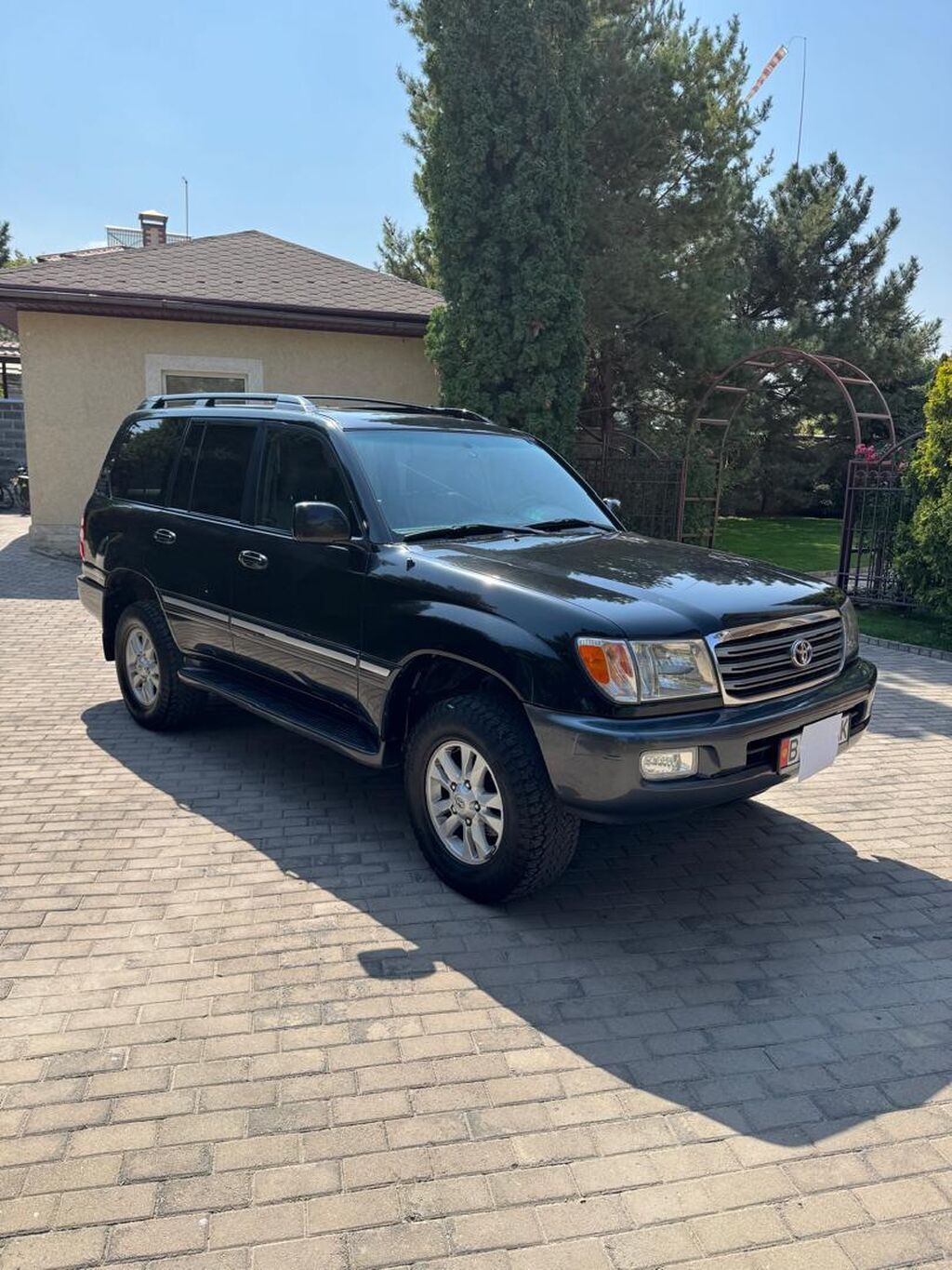 Toyota Land Cruiser: 2004 г., 4.7 л, Автомат, Бензин, Внедорожник: фото 4