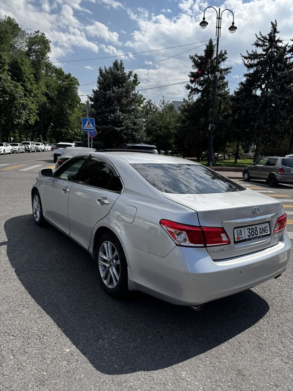 Lexus ES: 2010 г., 3.5 л, Автомат, Газ, Седан: фото 2