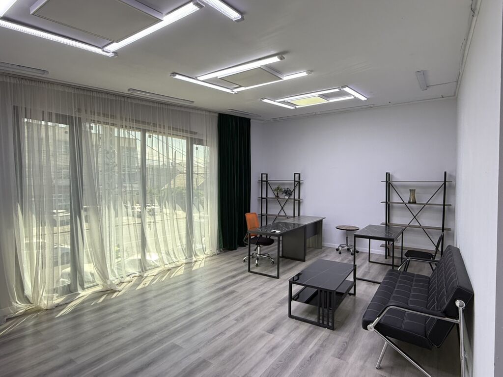 Аренда офисов, 45 м², 1 линия: фото 4