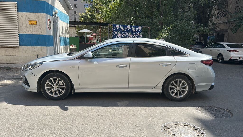 Hyundai Sonata 2019, автомат, газ, седан: фото 2