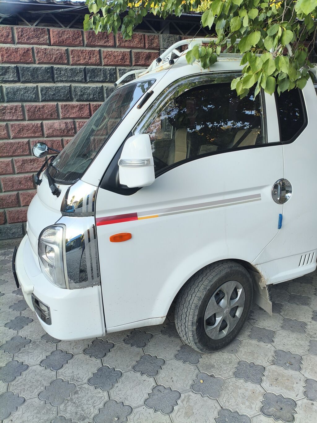 Hyundai Porter (портовый малотоннажный грузовик) - Тип: бортовой: фото 1