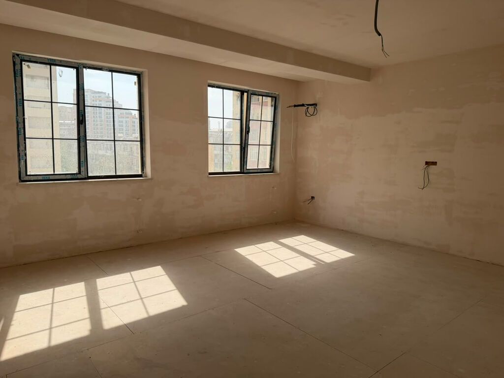3 otaqlı, Yeni tikili, m. Gənclik, 114 kv. m