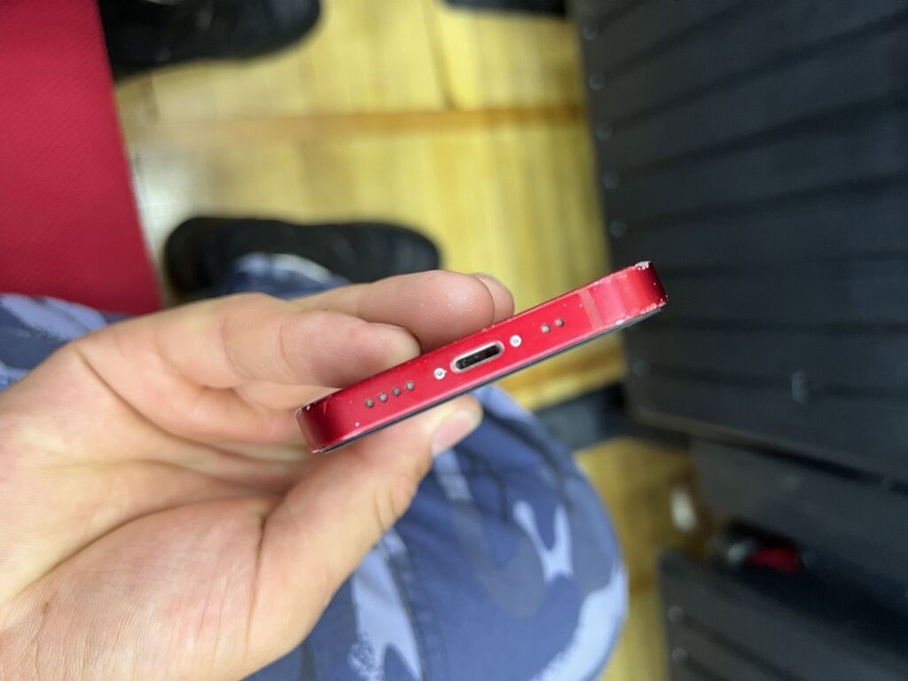 IPhone 13 mini, цвет (PRODUCT)RED - Компактный дисплей 5.4" Super: фото 2