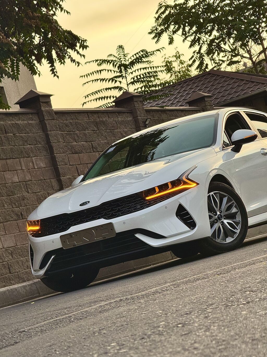 Kia K5: 2021 г., 2 л, Автомат, Гибрид, Седан: фото 2