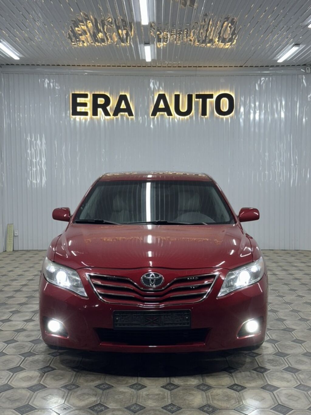 Toyota Camry: 2009 г., 2.5 л, Автомат, Бензин, Седан: фото 1