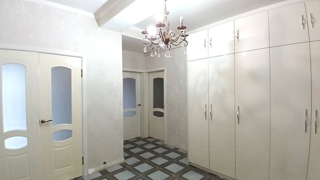 3 комнаты, 100 м², Золотой квадрат Элитка, 2 этаж, Евроремонт: фото 6