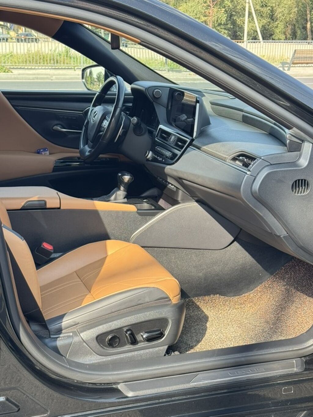 Lexus ES: 2024 г., 2.5 л, Автомат, Гибрид, Седан: фото 7