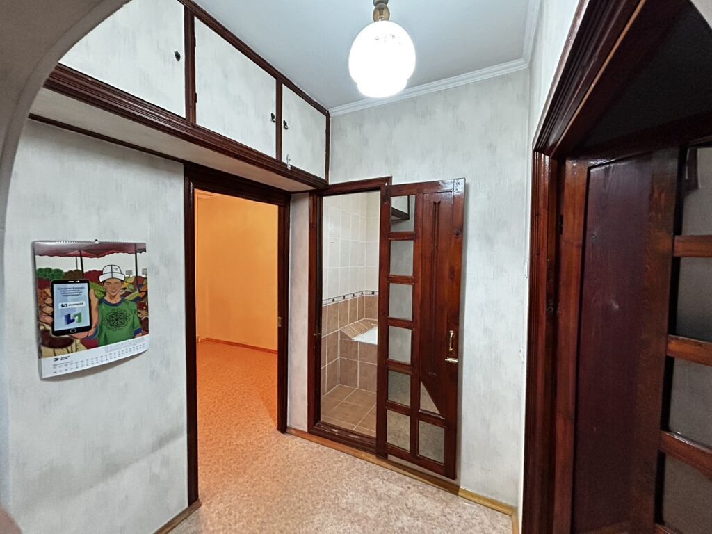 2 комнаты, 55 м², Асанбай мкр 104 серия, 3 этаж: фото 2