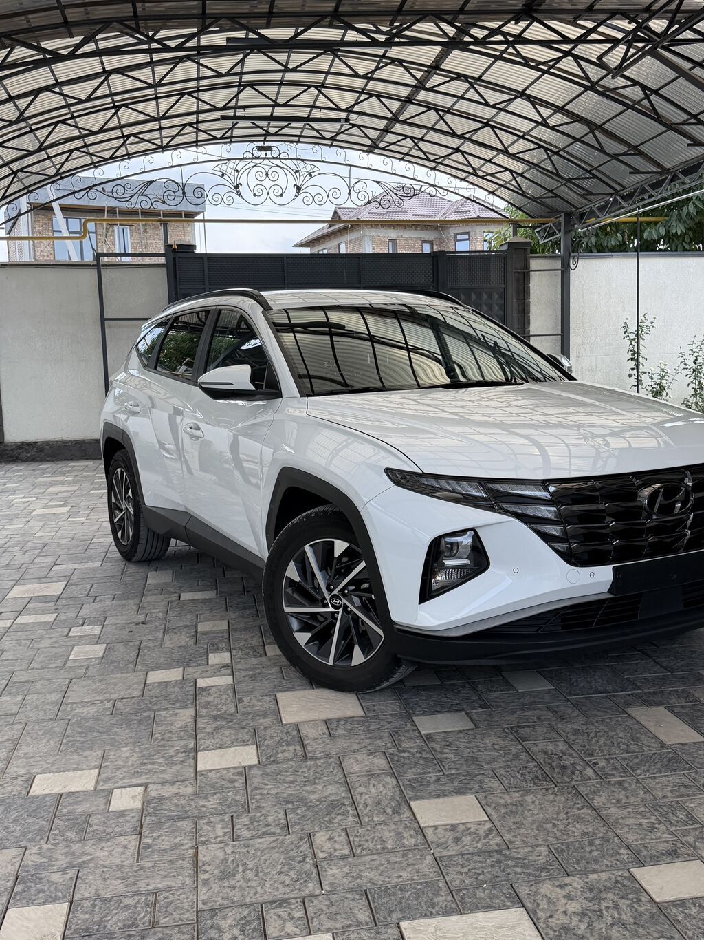 Hyundai Tucson: 2022 г., 2 л, Автомат, Дизель, Кроссовер: фото 3
