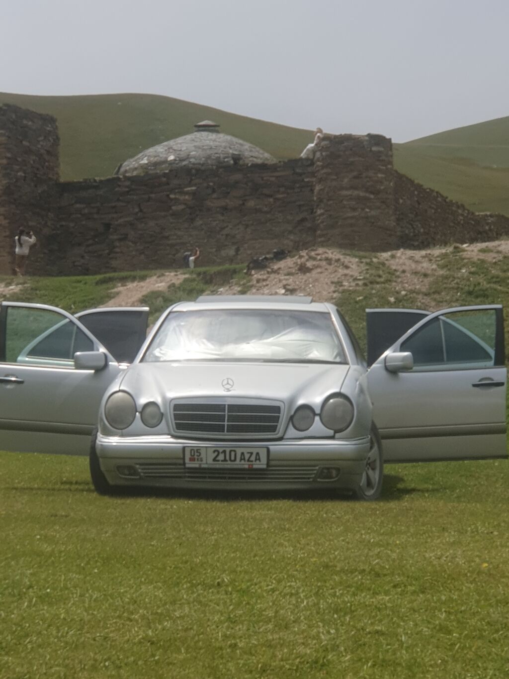 Mercedes-Benz E-Class: 1996 г., 3.2 л, Автомат, Бензин, Седан: фото 5