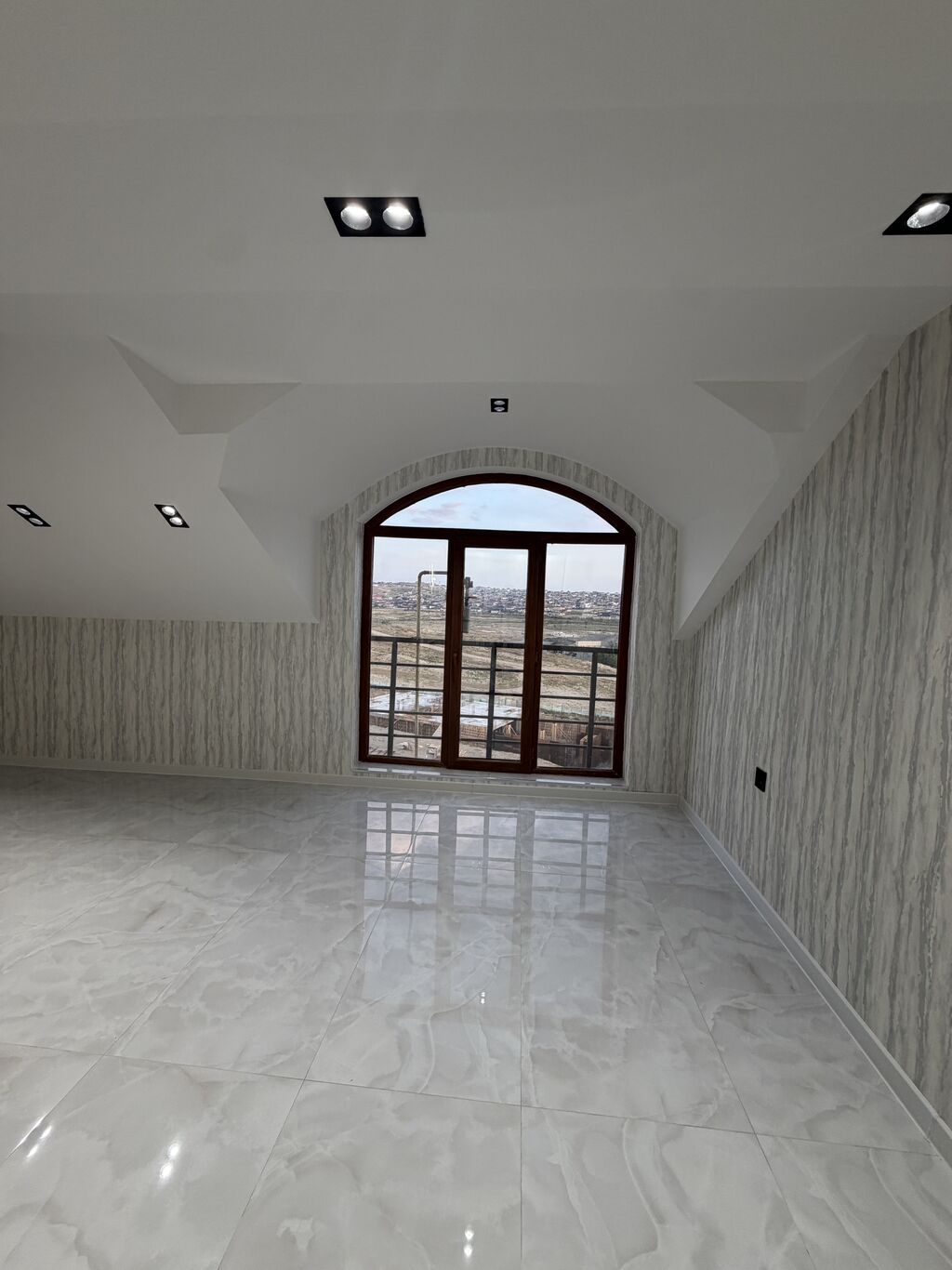 3 otaqlı, Yeni tikili, 64 kv. m