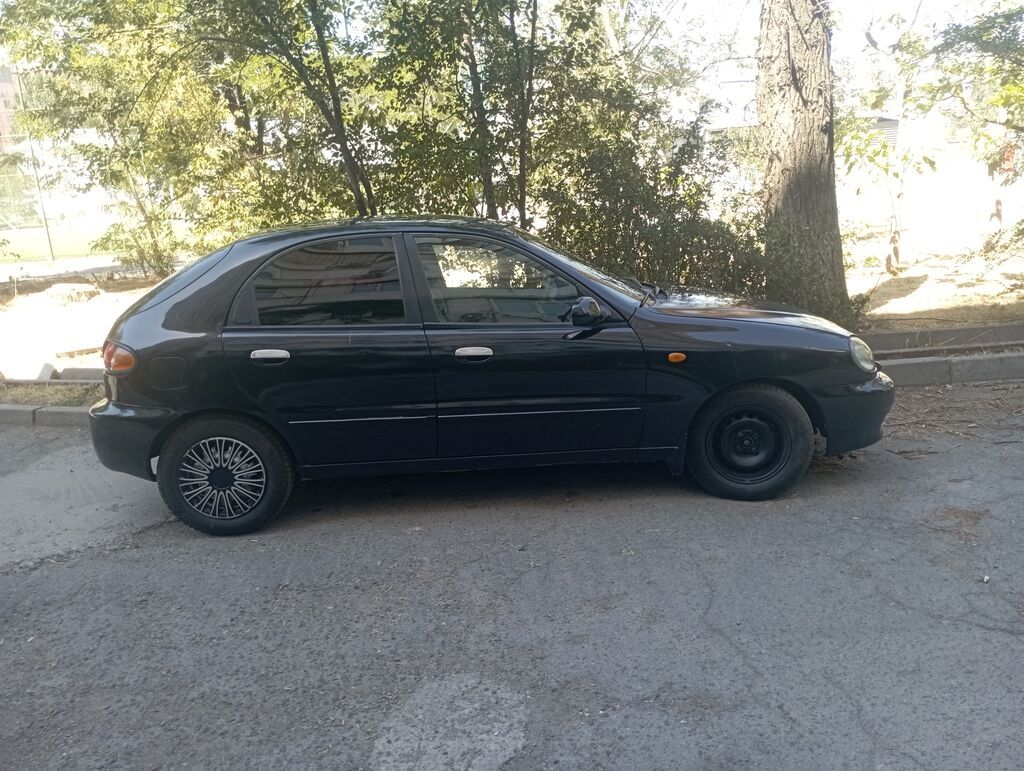 Daewoo Lanos: 2000 г., 1.5 л, Автомат, Бензин, Хэтчбэк: фото 2