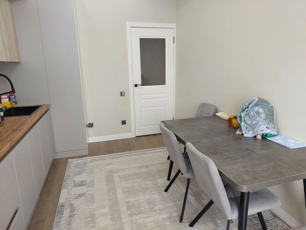 1 комната, 41 м², Джал-15 5 этаж, Дизайнерский ремонт: фото 2