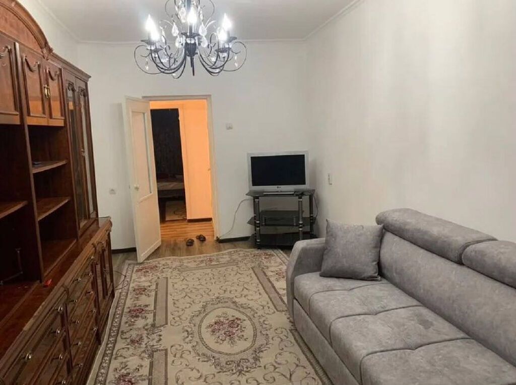 2 комнаты, 50 м², Золотой квадрат Индивидуалка, 1 этаж, Косметический ремонт: фото 2