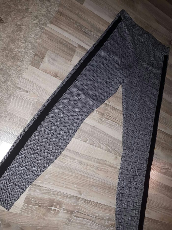 Ženske pantalone: Zenske pantalone na lalafo.rs Zenske pantalone - Raska