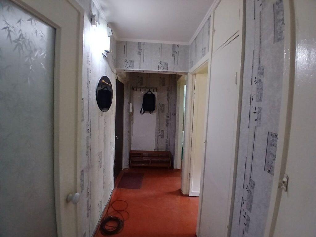 2 комнаты, 44 м², 8 мкр 104 серия, 2 этаж, Старый ремонт: фото 3