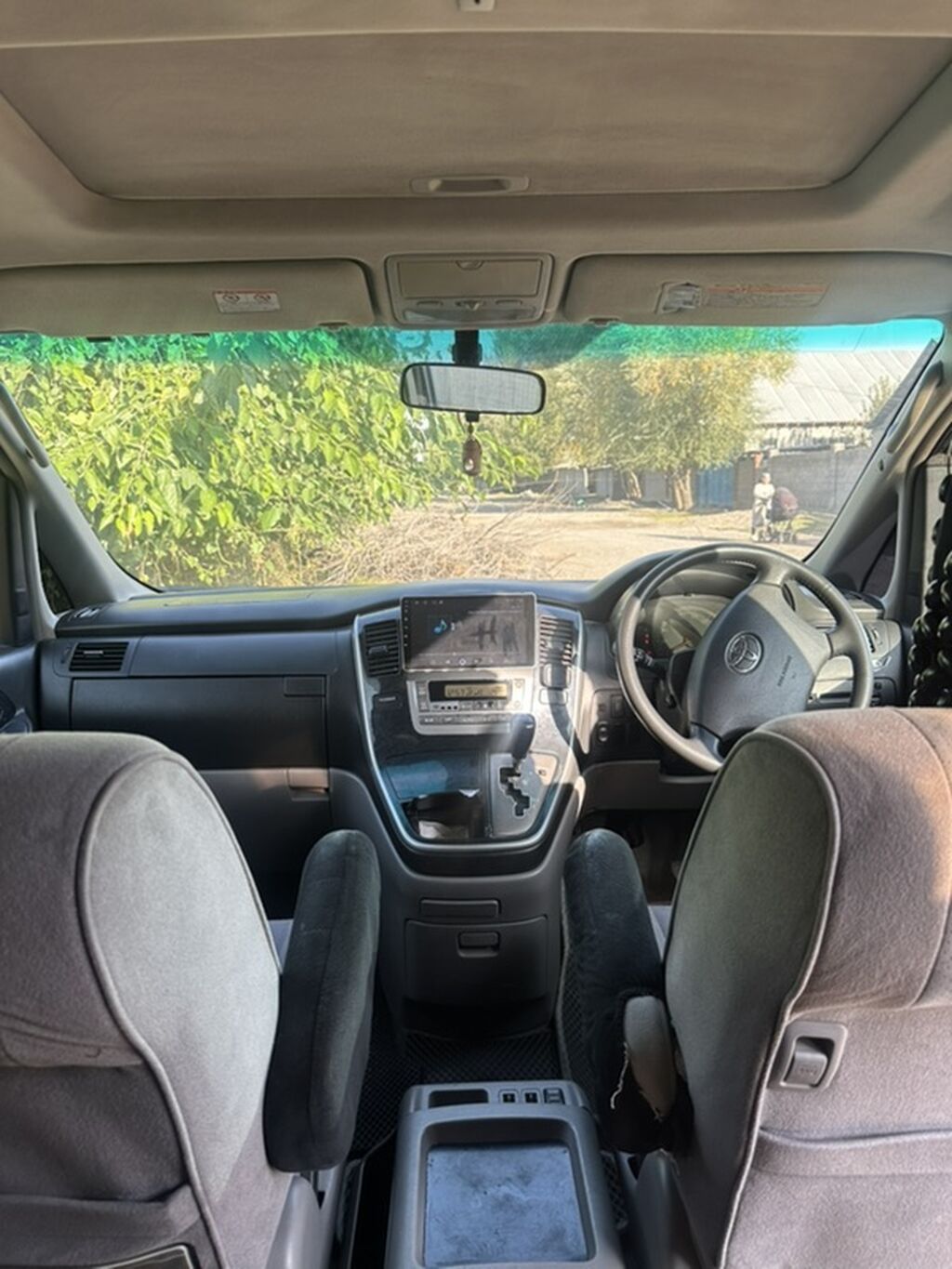 Toyota Alphard: 2005 г., Автомат, Минивэн: фото 5