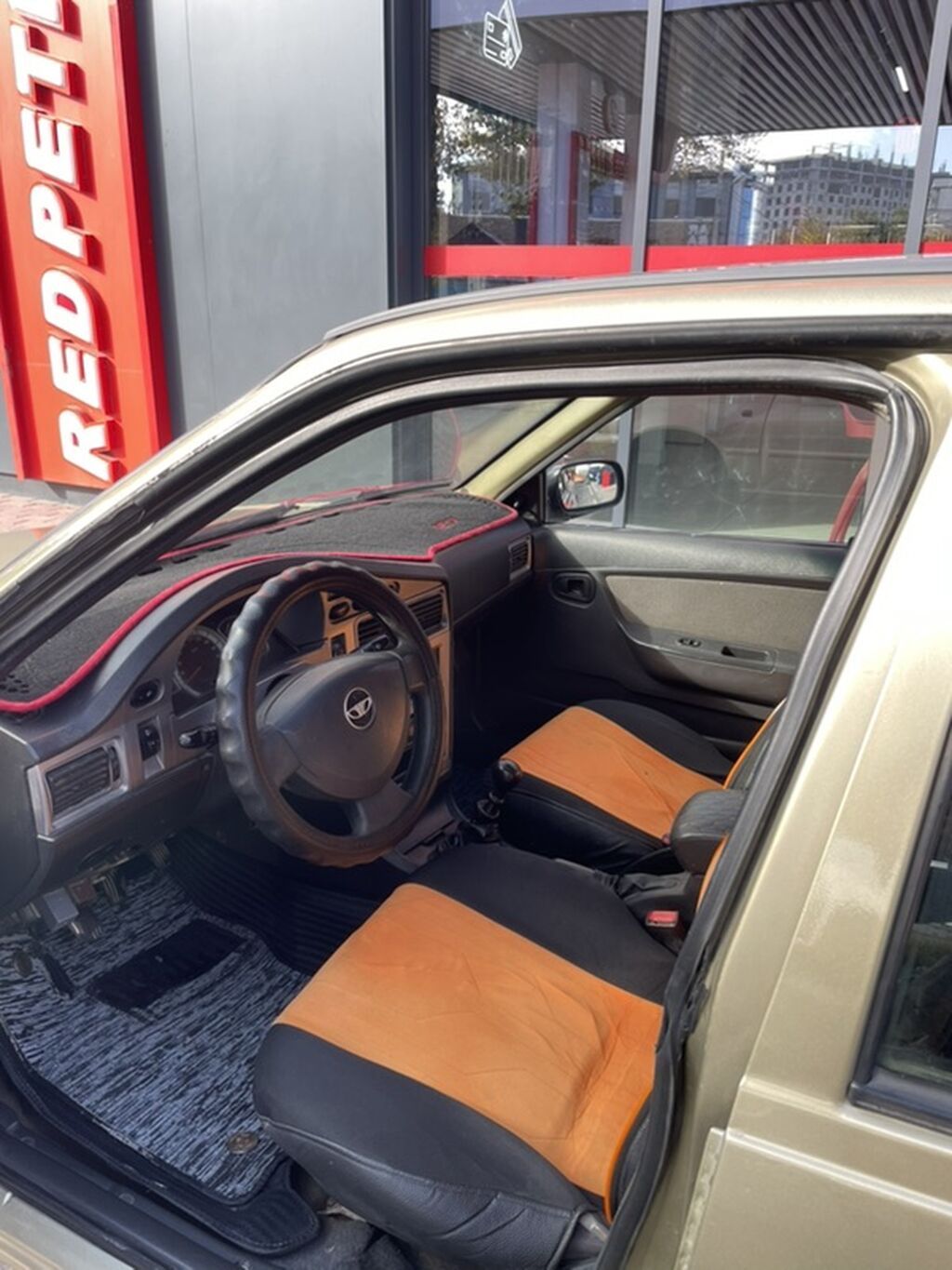 Daewoo Nexia: 2008 г., 1.5 л, Механика, Бензин, Седан: фото 8