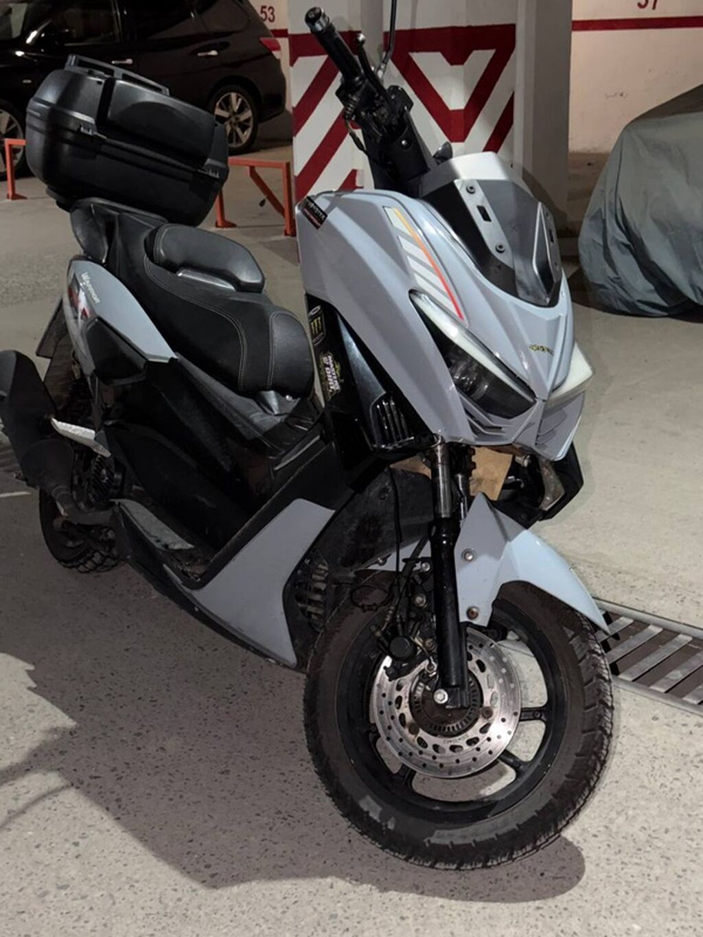 СРОЧНО Nmax Bennali Год: 2025 Пробег: 4,000 Мотор Bennali 180cc — фото 1