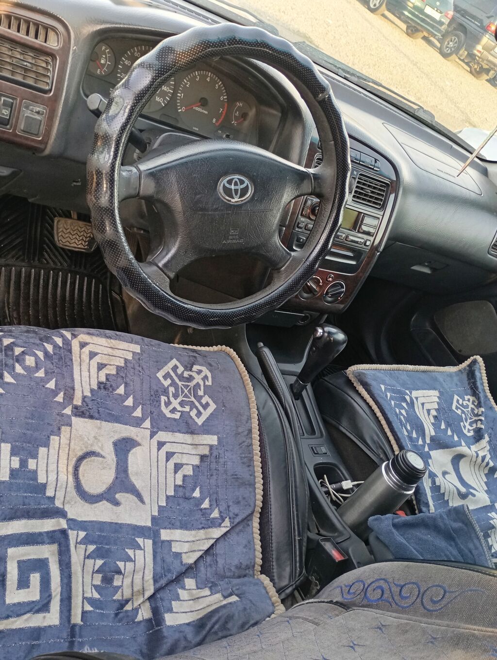 Toyota Avensis: 2002 г., 2 л, Механика, Бензин, Универсал: фото 2