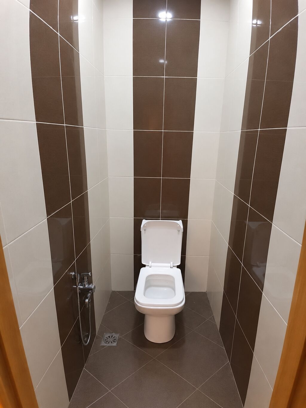 Qaraçuxur qəs., 2 otaqlı, Yeni tikili, m. Neftçilər, 77 kv. m