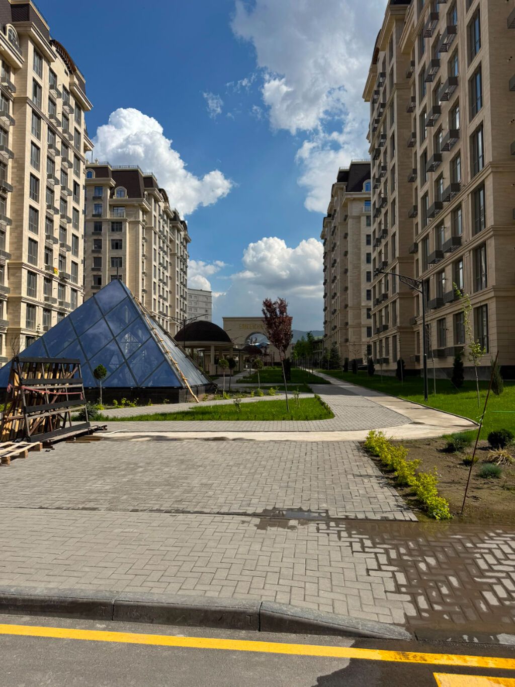 2 комнаты, 80 м², Асанбай мкр Элитка, 7 этаж, ПСО (под самоотделку): фото 1