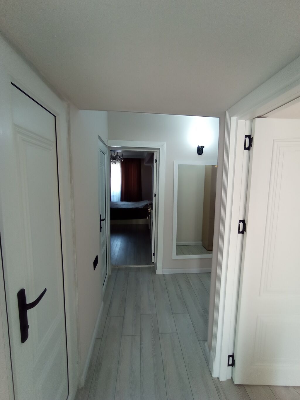 4 otaqlı, Yeni tikili, 98 kv. m