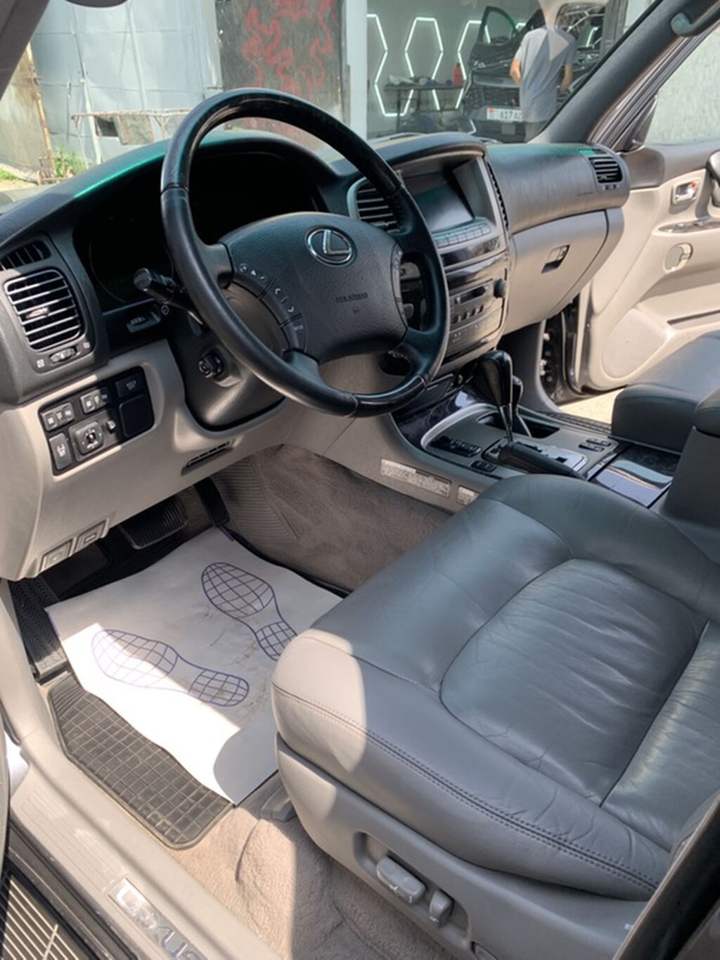 Lexus LX: 2006 г., 4.7 л, Автомат, Бензин, Внедорожник: фото 6