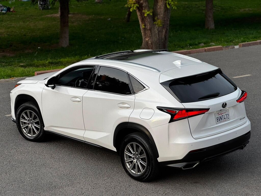 Lexus NX: 2021 г., 2 л, Автомат, Бензин, Кроссовер: фото 6