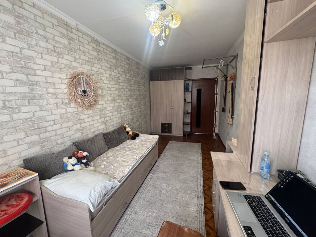 3 комнаты, 66 м², 8 мкр 104 серия, 3 этаж, Евроремонт: фото 3