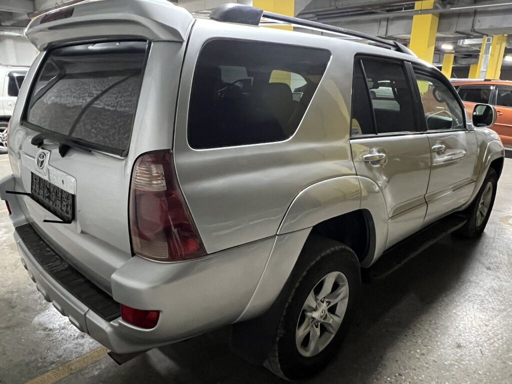 Toyota 4Runner: 2004 г., 4 л, Автомат, Бензин, Внедорожник: фото 7