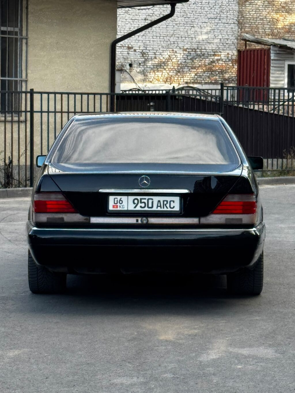 Mercedes-Benz S-Class: 1997 г., 5 л, Автомат, Бензин, Седан: фото 4
