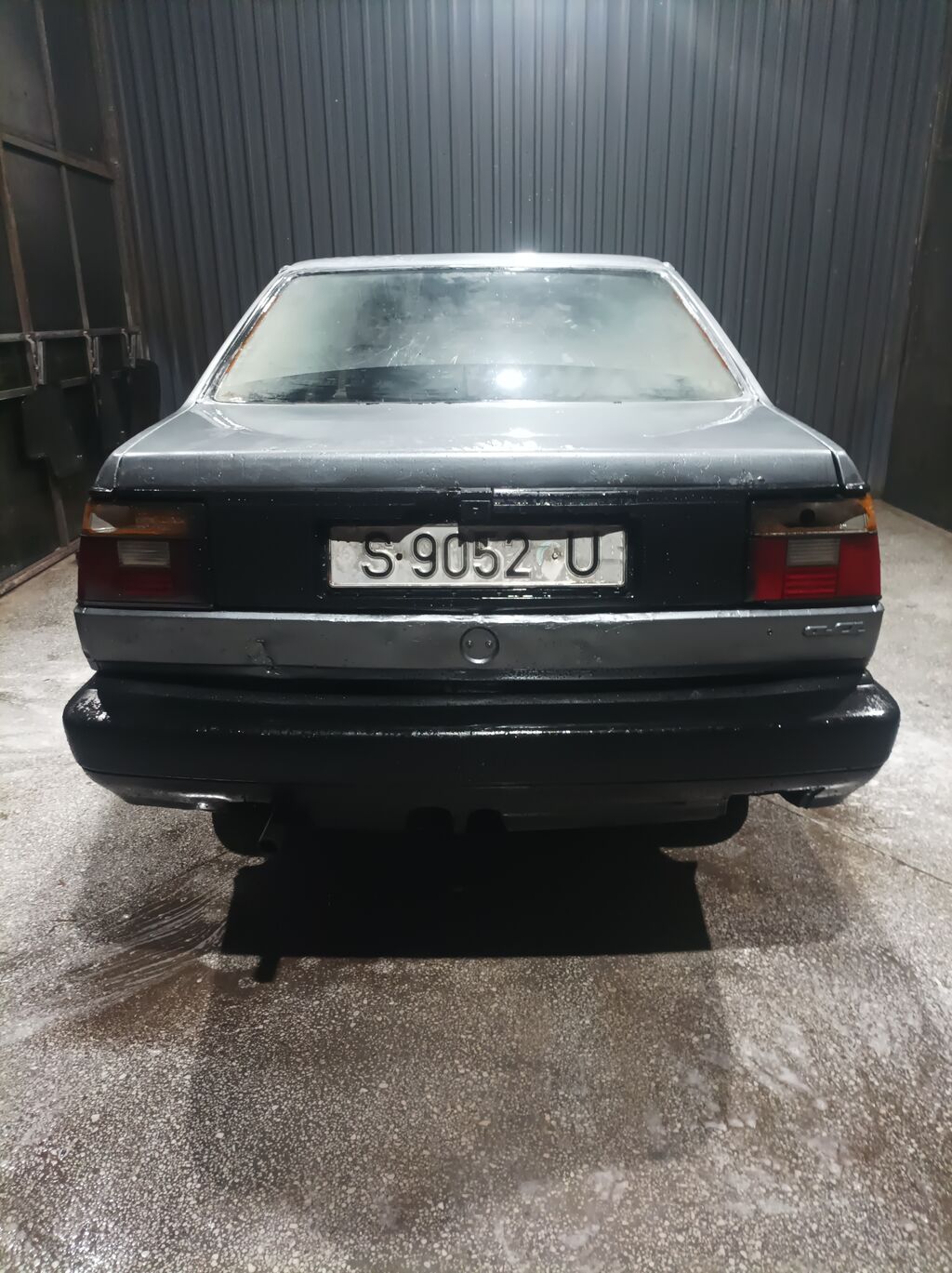 Volkswagen Jetta: 1991 г., 1.8 л, Механика, Бензин, Седан: фото 4