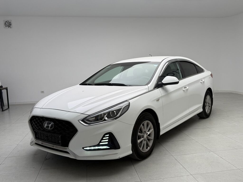 Hyundai Sonata: 2021 г., 2 л, Автомат, Газ, Седан: фото 8