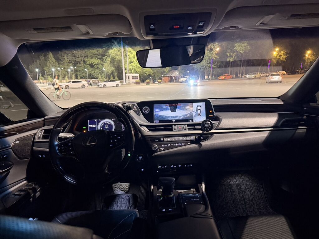 Lexus ES: 2019 г., 2.5 л, Автомат, Гибрид, Седан: фото 7