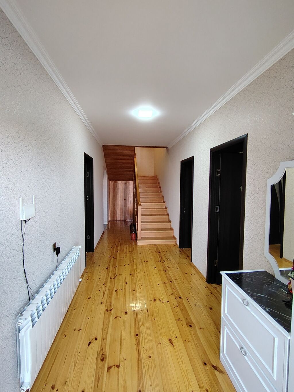 6 otaqlı, 175 kv. m, Yeni təmirli