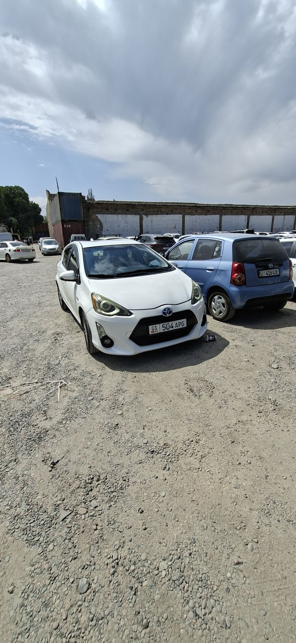 Toyota Aqua: 2016 г., 1.5 л, Вариатор, Гибрид, Хэтчбэк: фото 8