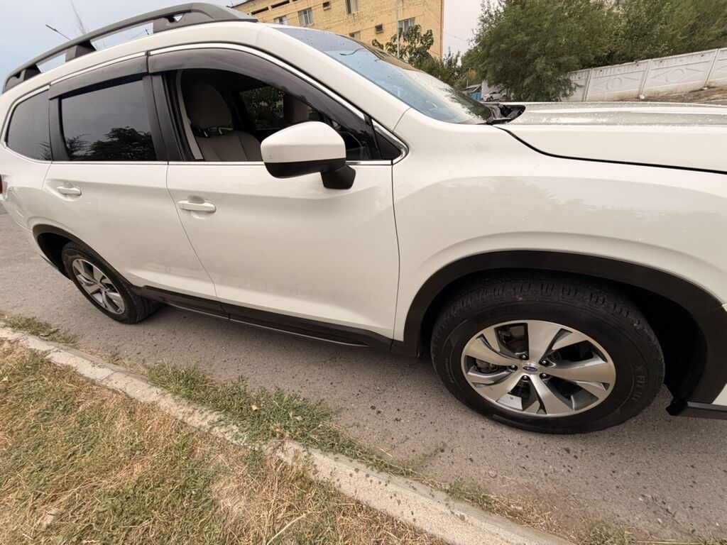 Subaru Ascent: 2018 г., 2.4 л, Автомат, Бензин, Кроссовер: фото 3