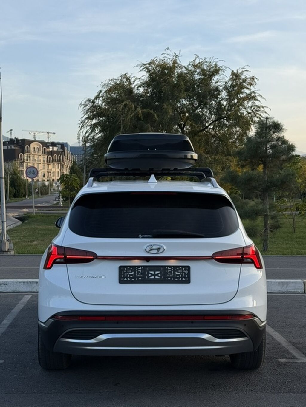 Hyundai Santa Fe: 2021 г., 2.2 л, Автомат, Дизель, Кроссовер: фото 4
