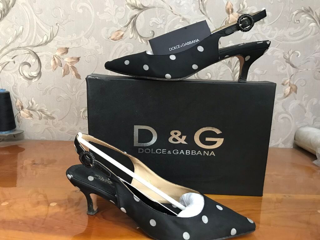 Босоножки, 37, Dolce & Gabbana, Б/у, цвет - Черный, Самовывоз: фото 2