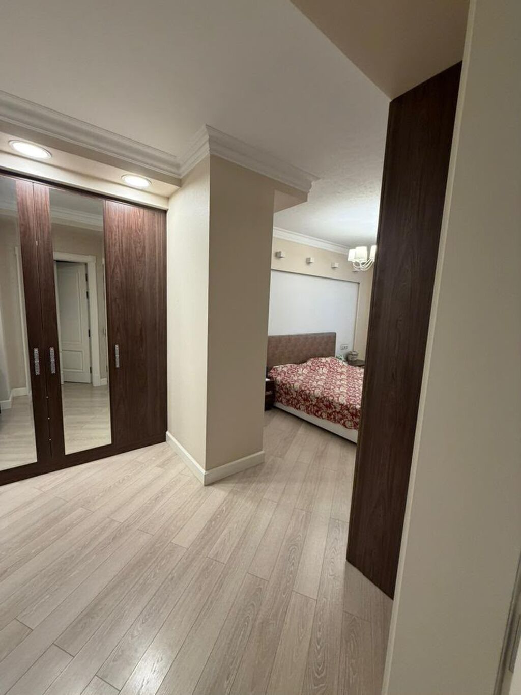 Продам 4-комн. квартиру, 167 м², Ак-Кеме: фото 2
