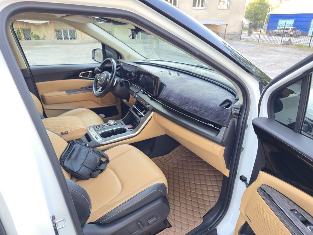 Kia Carnival: 2021 г., 2.2 л, Автомат, Дизель, Минивэн: фото 8