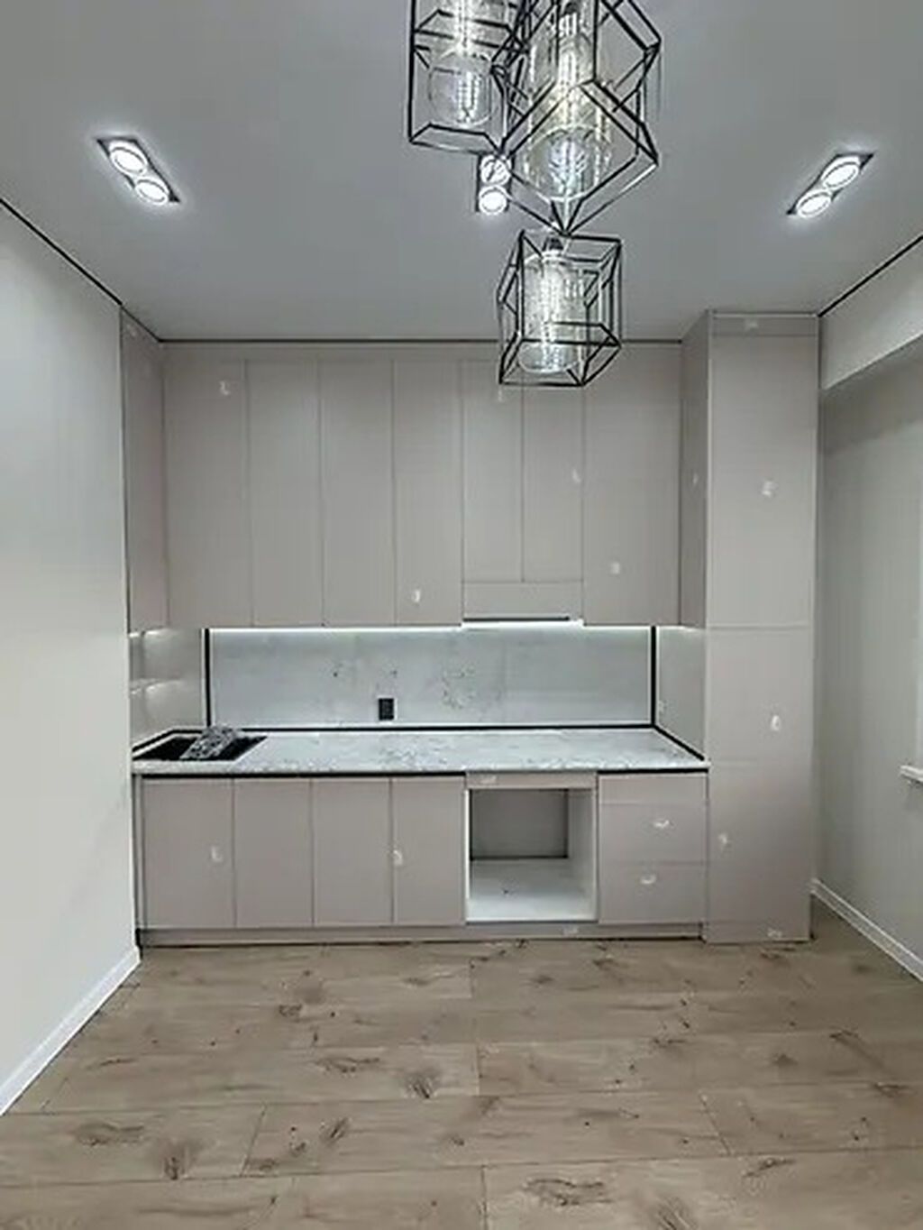 2 комнаты, 67 м², Тунгуч мкр Элитка, 12 этаж, Евроремонт: фото 3