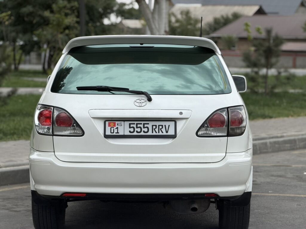Toyota Harrier: 2002 г., 2.4 л, Автомат, Бензин, Кроссовер: фото 4