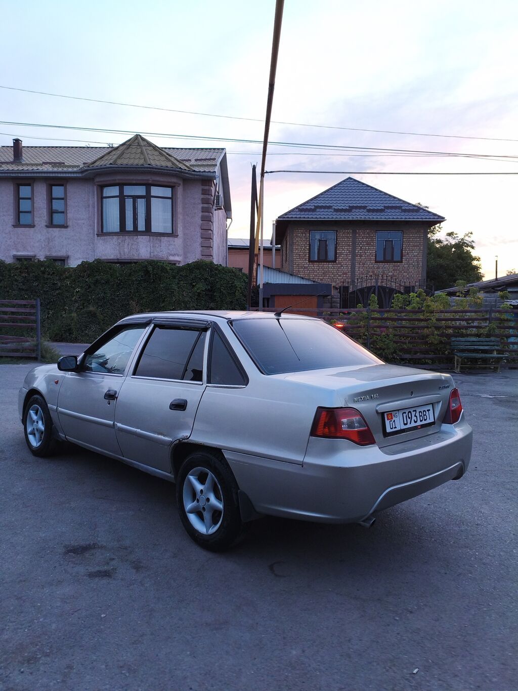 Daewoo Nexia: 2008 г., 1.6 л, Механика, Бензин, Седан: фото 5