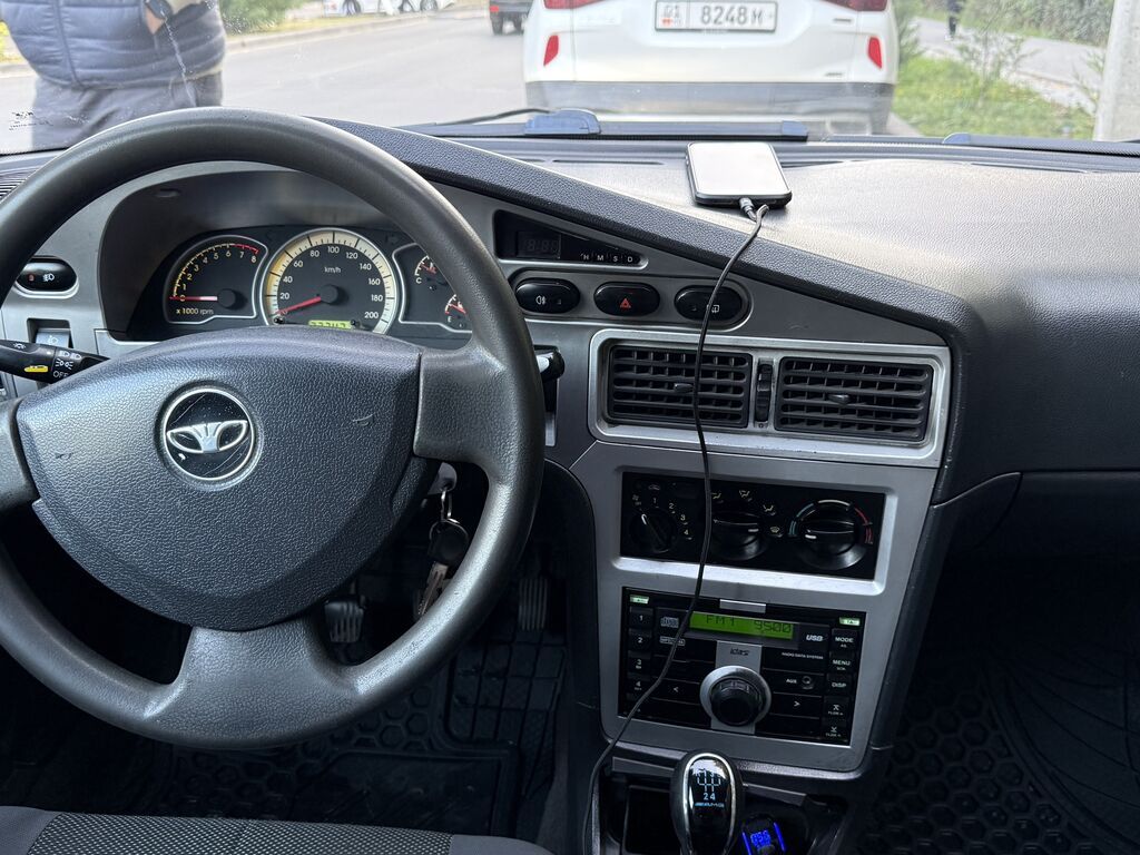 Daewoo Nexia: 2012 г., 1.6 л, Механика, Бензин, Седан: фото 8